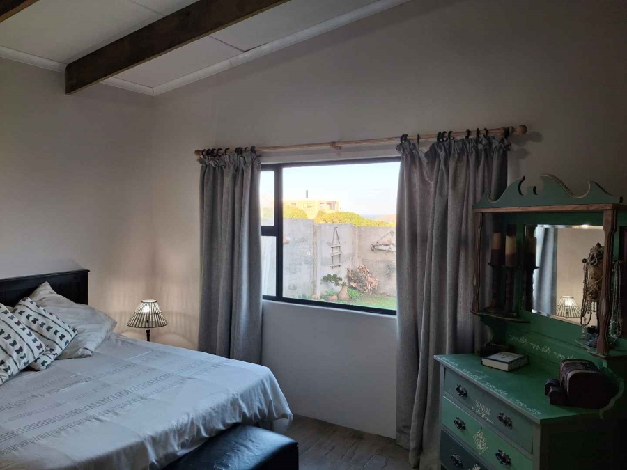 4 Bedroom Property for Sale in Kleinbaai Western Cape